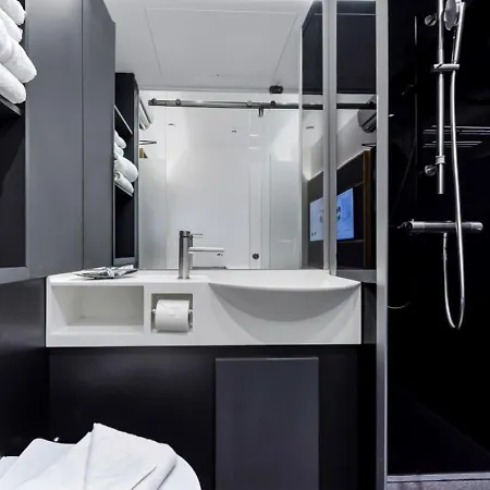The Z Piccadilly Hotel London