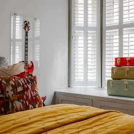 Revamped & Luxxe For Covent Garden Lovers! Adorable For Families & Friends London
