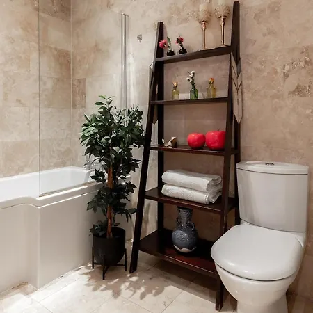 Revamped & Luxxe For Covent Garden Lovers! Adorable For Families & Friends * London
