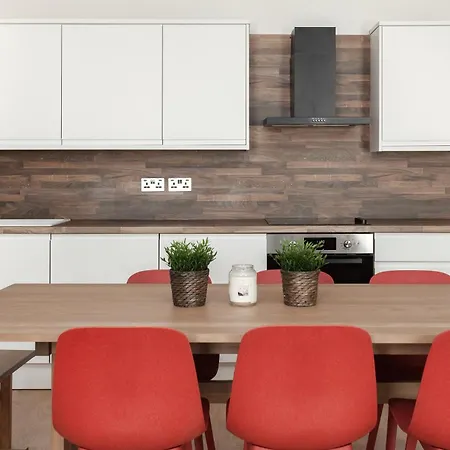 Luxury Two Bedroom In Marylebone -