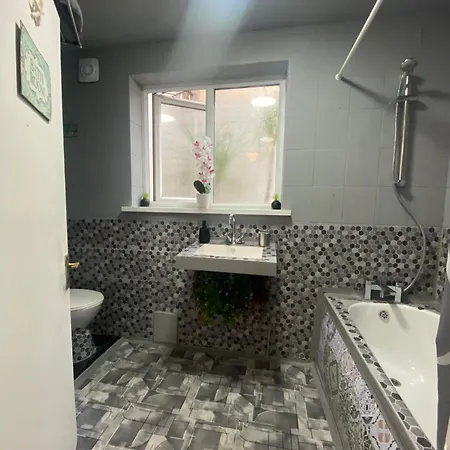 Apartment Da Giuseppe London