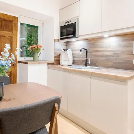 Luxury In The Heart Of * London