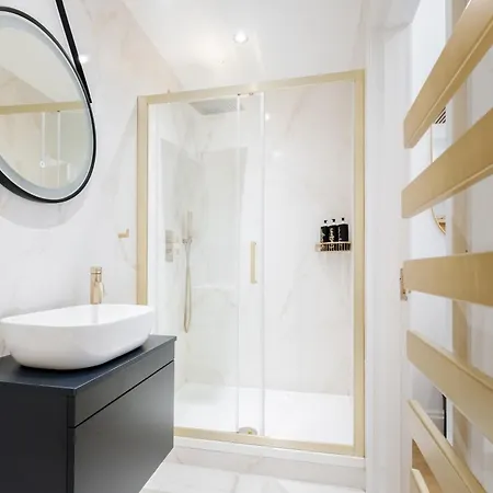 Luxury In The Heart Of Holiday home London