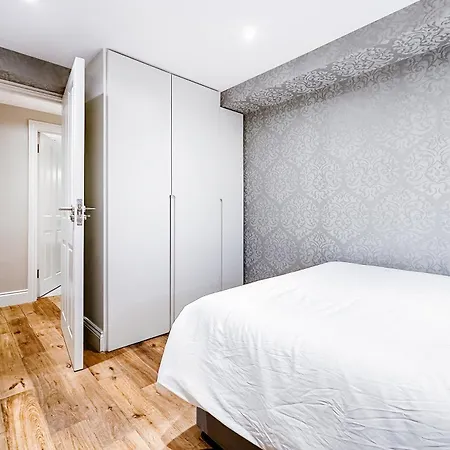 بيت للعطل Luxury 3 Bedrooms In لندن