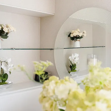 Luxury 3 Bedrooms In * لندن