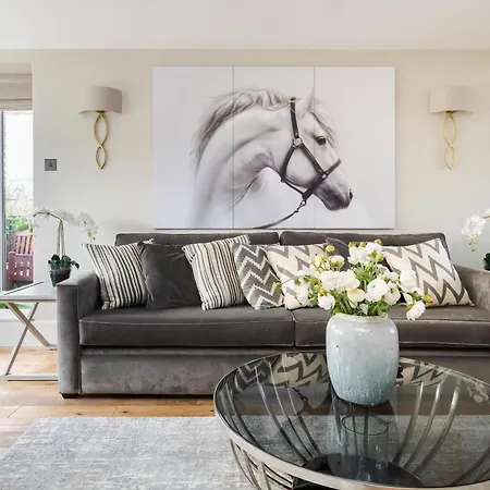 بيت للعطل Luxury 3 Bedrooms In *