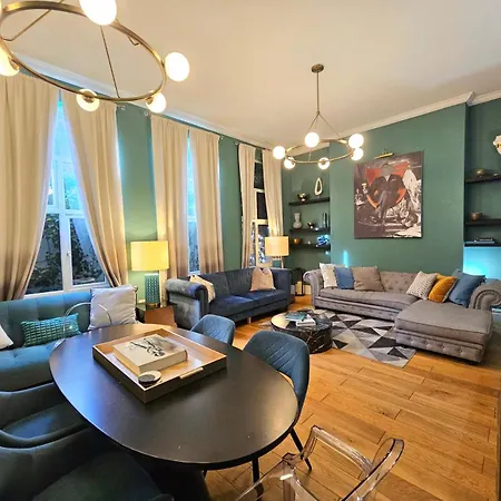 Apartment Stunning Hyde Park Home, Ground Floor Maisonette, Duplex, Near Tube Metro Stations