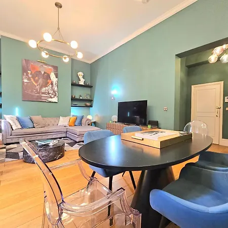 Apartment Stunning Hyde Park Home, Ground Floor Maisonette, Duplex, Near Tube Metro Stations *