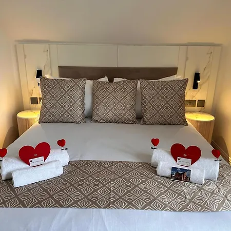 Rosemay Near London Heathrow Airport Hotel