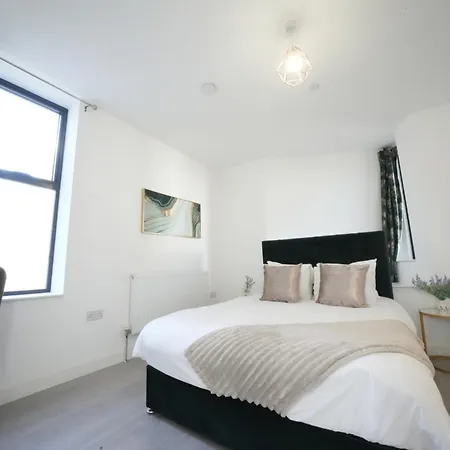 Broadway Great 7-minute Walk From The Underground * Ealing