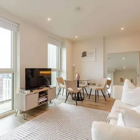 Niru Experience Skyview Penthouse *