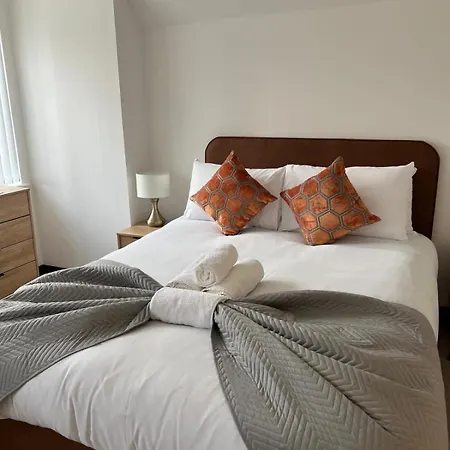 Holiday home Beautiful Modern Eco Friendly 2 Bed House With Garden - *