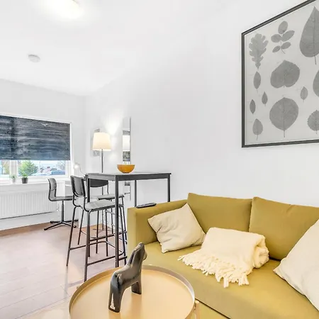 Apartment Travellers, Corporates, Professional, Fully Equipped Kitchen, Snacks, Coffee, Toiletries, Flat2 Edgware