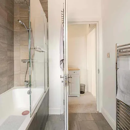 Private In Near Heathrow