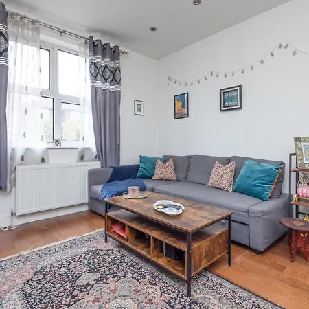 Apartment 2-bed Steps From Muswell Hill *