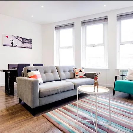 Flat 1 London
