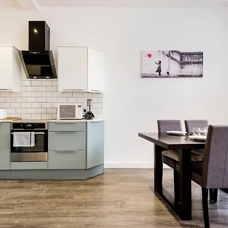Flat 1