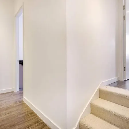 Flat 1