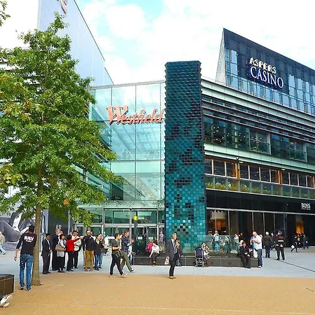 2 Bed - Westfield - Apartment