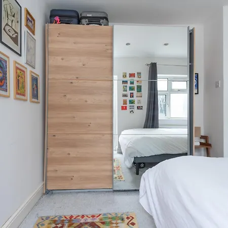 2-bed Steps From Muswell Hill Apartment *