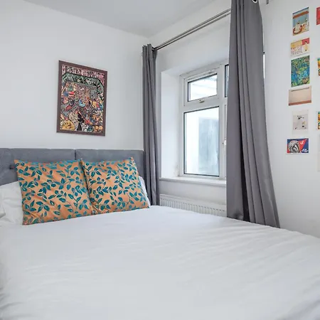 2-bed Steps From Muswell Hill