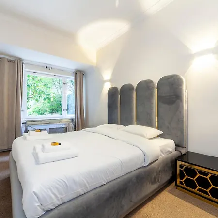 Captivating 3br Flat, 5 Min To Hyde Park Apartment London