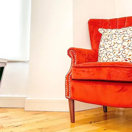 Apartment 2-bed In Herbert Road London