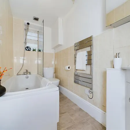 Apartment Charm At Charleville
