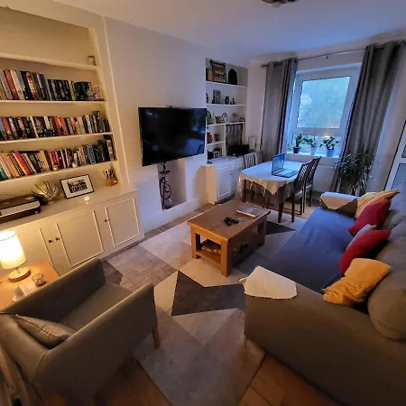 Abbey Road Apartment *