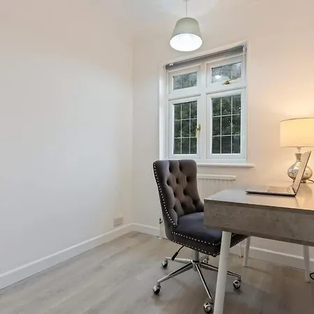 Comfortable Holiday home Crayford