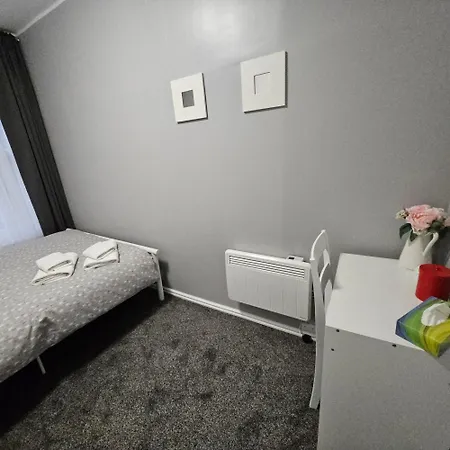 Beautiful Close To Guest house London
