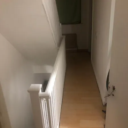 Amazing New Bed In New Cross Goldsmiths Bed & Breakfast London