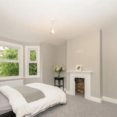 41 Pirbright Rd Dom wakacyjny