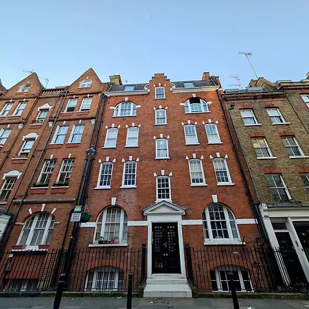 Stunning Flat In * London