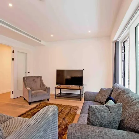 Stylish Flat In Chelsea Creek 11 Apartment *