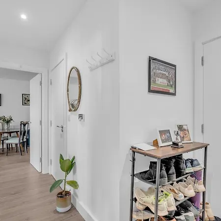 Brand New 1 Bed Flat In Sydenham With Balcony * London