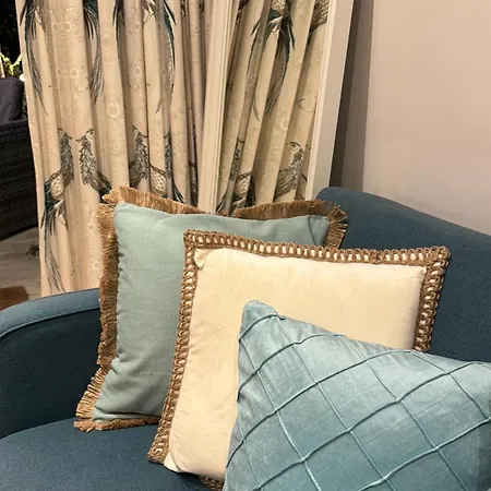 Luxurious N-suite With Garden Views