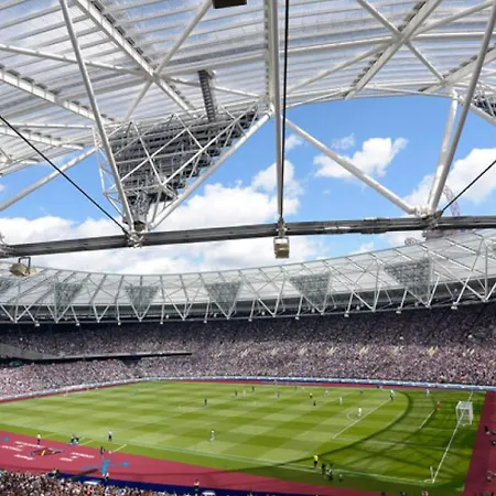Apartment Chic & Spacious In Stratford Westfield - O2 Arena & Stadium London