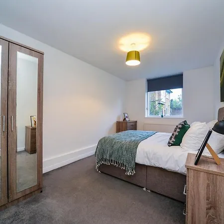 Modern 2-bed Nw Near Camden - Great Location & Transport Apartment