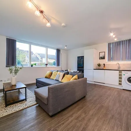 Apartment Modern 2-bed Nw Near Camden - Great Location & Transport *