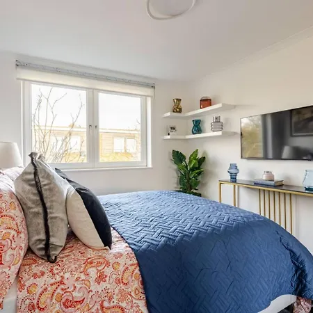 3 Bed Luxe And Cosy Maryleborne Retreat * London
