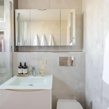 3 Bed Luxe And Cosy Maryleborne Retreat Apartment *