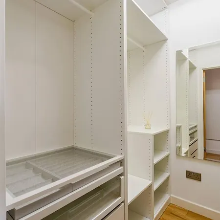3 Bed Luxe And Cosy Maryleborne Retreat *