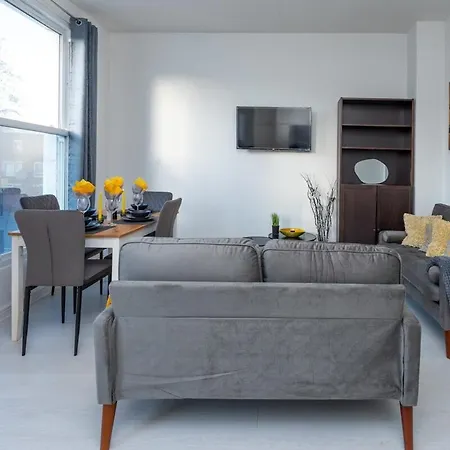 Comfy Flat Near Portobello Road London