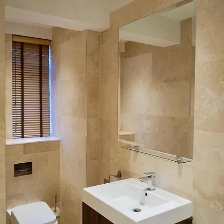 Chelsea Prime Location Apartment *