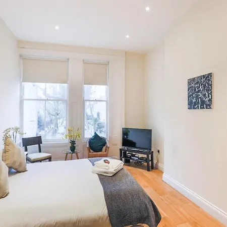 Notting Hill 2 Bed Flat - 5 Min To Portobello Road London