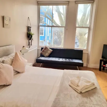 Notting Hill 2 Bed Flat - 5 Min To Portobello Road London