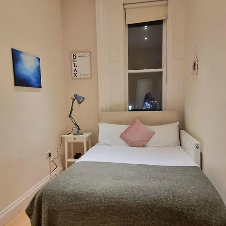 Notting Hill 2 Bed Flat - 5 Min To Portobello Road * London