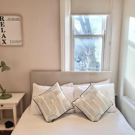 Notting Hill 2 Bed Flat - 5 Min To Portobello Road London