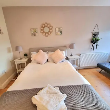 Notting Hill 2 Bed Flat - 5 Min To Portobello Road